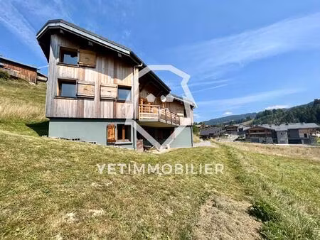chalet 5 pièces à vendre dans la station des gets