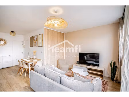 location meublée appartement 5 pièces 76 m² à fleury-les-aubrais (45400)  440 €