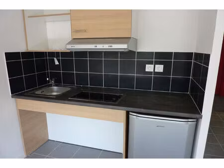 location appartement 2 pièces 40 m² à grenoble (38000)