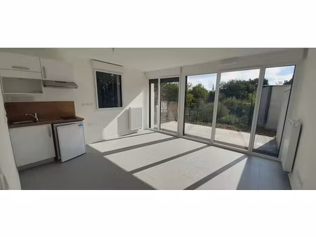 location appartement 2 pièces 41.7 m² à nantes (44000)  617 €