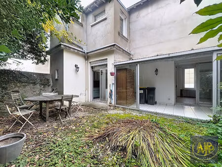 nantes saint donatien - maison de ville 2 chambres et un bureau