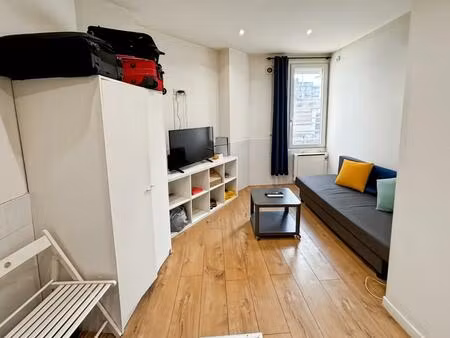 appartement 1 pièce de 17 m² à aubervilliers