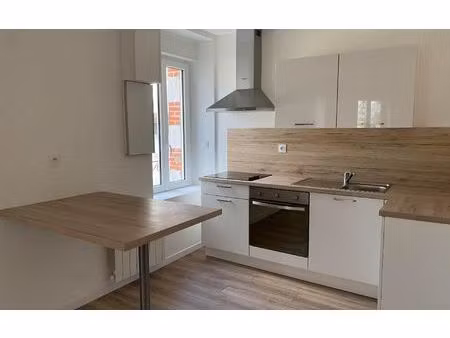 location appartement  41.89 m² t-2 à châteaubriant  540 €