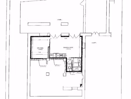 a louer - appartement t2 rénové à trévoux (33 rue du palais) - 3918/06