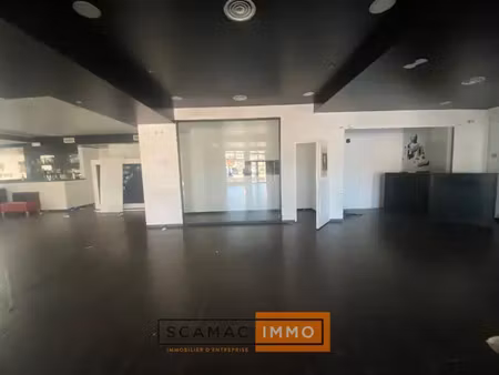local commercial de 513m²