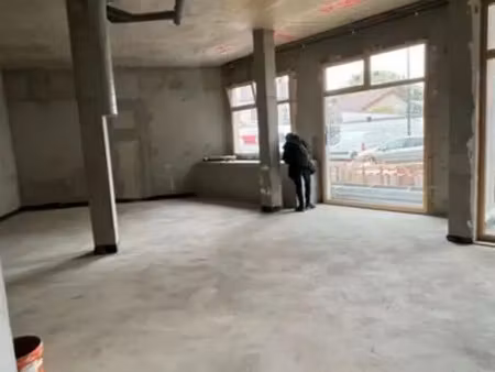 location commerce st maur des fosses 94210