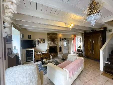 maison en pierre de 280 m² à lanvallay