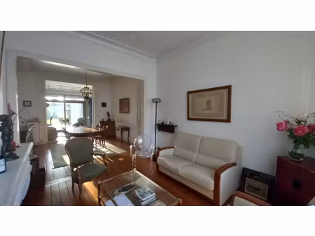 maison 7 pièce(s) 151 m2