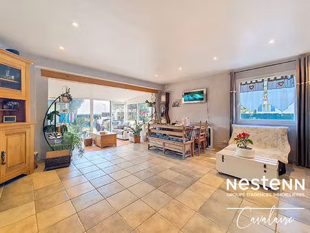 maison d'environ 120 m² de plain-pied dans un quartier prisé de cavalaire