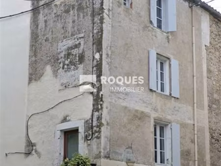 lunas  maison de village trois pièces à louer