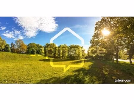 terrain 1 874 m² verrie