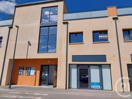 appartement local à louer - 1 pièce - 41 m2 - pourrieres - 83 - provence-alpes-cote-d-azur