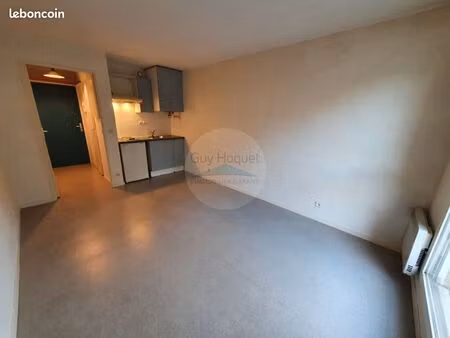 studio 1 pièce 19 m²