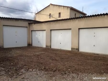 garage 12 m² avignon