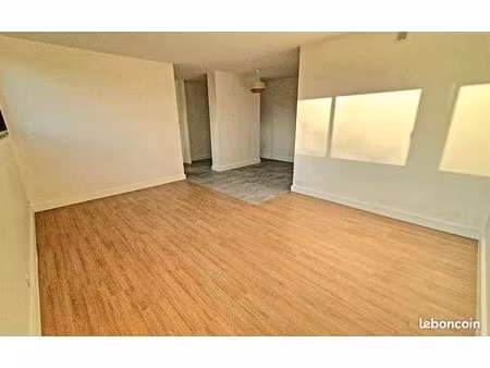 t4 meublé rénové – 3 chambres – quartier des alouettes – carrières-sur-seine