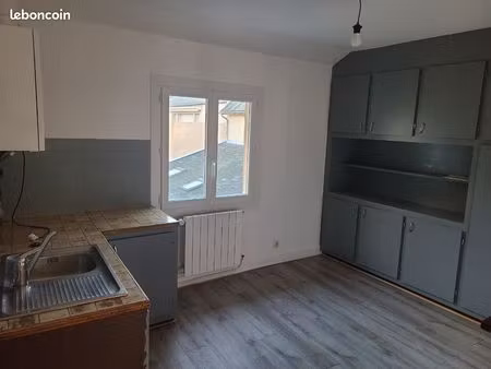 bel appartement t2 proche centre la flèche