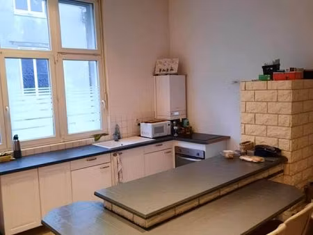 grand studio à louer