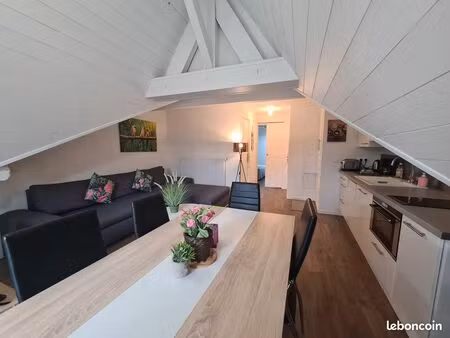 appartement t2 2e étage - 42 78 m² au sol  expo sud - reignier esery 74930