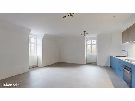 appartement 2 pièces 98 m²