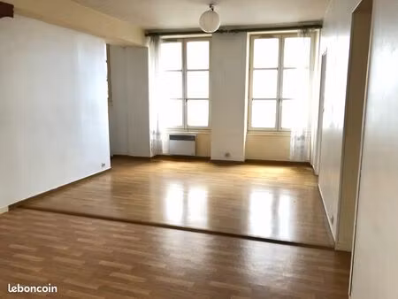 grand appartement f3