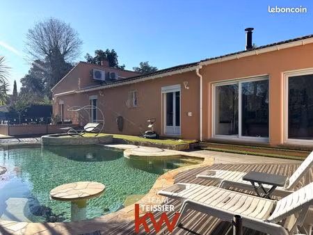 maison moderne à grans