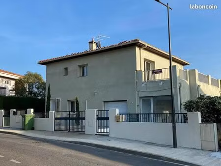 villa 6 pièces 4 faces 176 m2 habitable