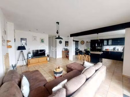 vente maison à challans (85300) : à vendre / 130m² challans