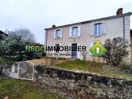 vente maison à chavagnes-les-redoux (85390) : à vendre / chavagnes-les-redoux
