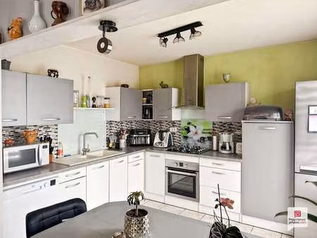 vente maison à parcé-sur-sarthe (72300) : à vendre / 73m² parcé-sur-sarthe