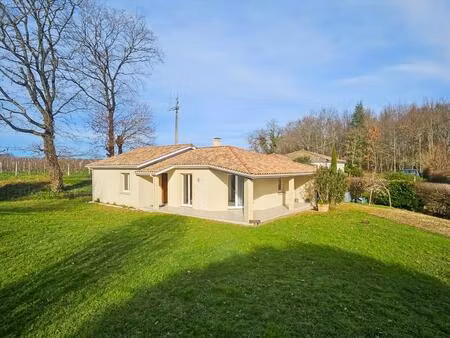 maison de 4 pièces de 92 m² à eauze