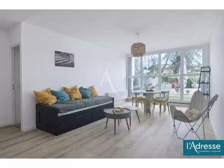 gradignan 2 pièce(s) 53.82 m2 avec grande terrasse