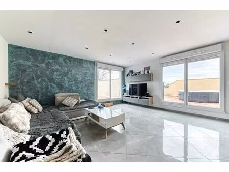 appartement 4 pièces de 102 m² à irigny