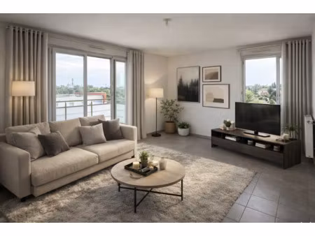 dernier étage ! vue dégagée et calme absolu ! superbe t3 de