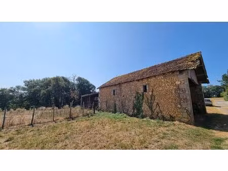 grange à réhabiliter