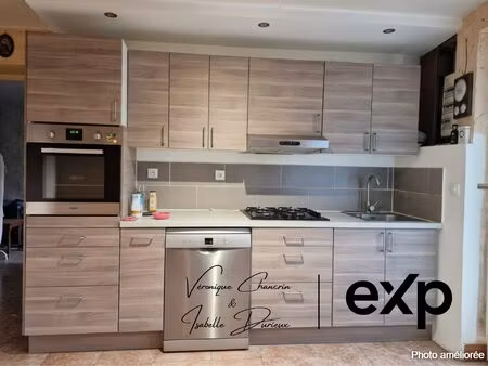 maison de ville à oullins : l'esprit appartement… sans les