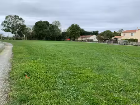 terrain à vendre loulay 750m2 23 500€