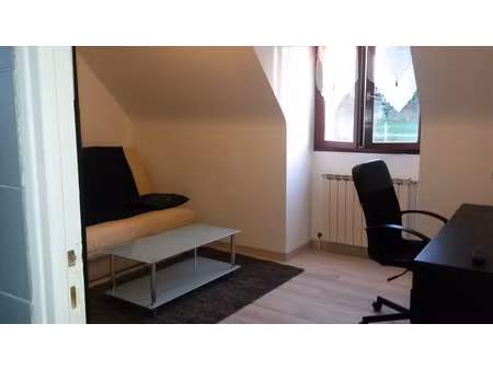 t2 / 23m² / us (ligne j)