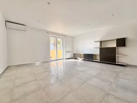 palavas bel f2 44 70 m² à louer à l'année