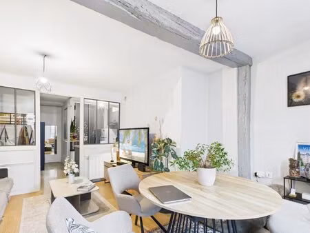 appartement de 2 pièces en centre-ville avec terrasse !