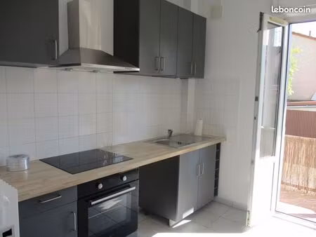 appartement t3 avec cour