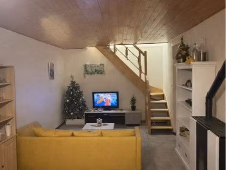 à louer – appartement t3 de 60 m² à priay