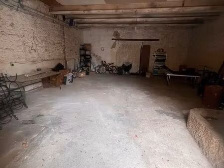 garage ou entrepôt à louer