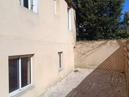 maison de ville 2 pièces 40m² + cour