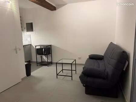 studio centre ville carpentras