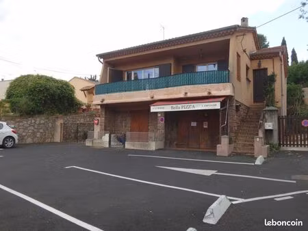 appartement 3 pièces + garage dans villa centre saint aygulf