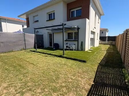 à louer charmante maison t3 avec jardin