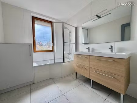 appartement 4 pièces 94 m²
