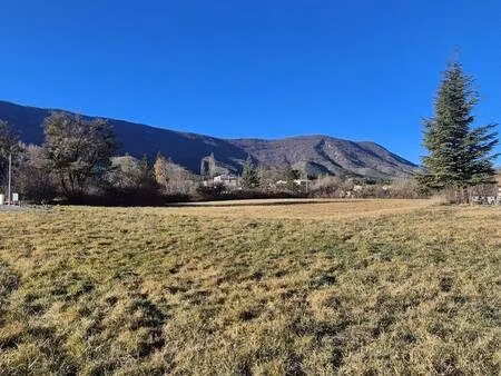 terrain constructible viabilisé à vendre