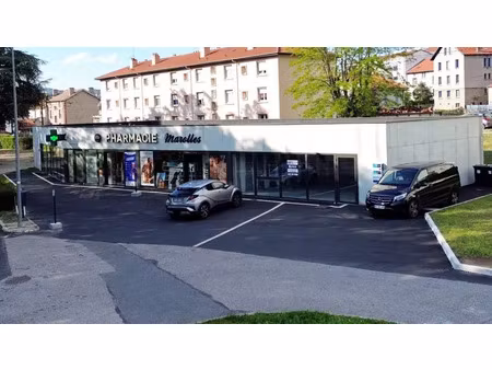 pôle de santé du noyer  local de 82 m2