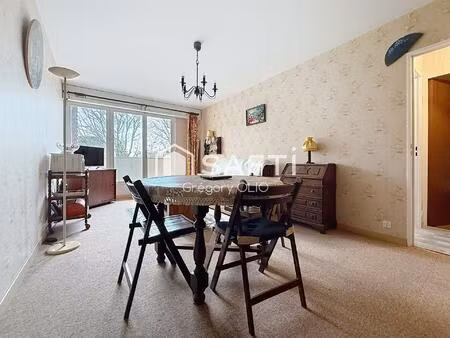 à 800 mètres de la mer  appartement 2 pièces + place de parking